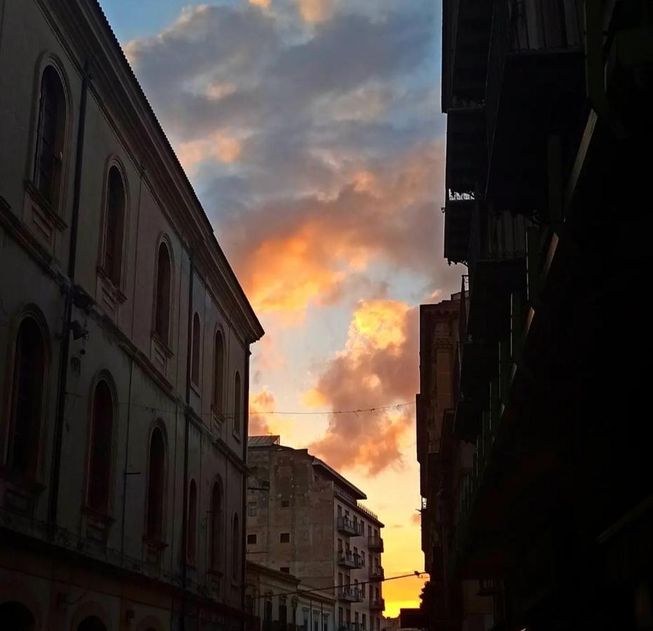 Hotel Plaza Caltanissetta Bagian luar foto