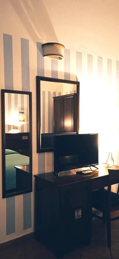 Hotel Plaza Caltanissetta Bagian luar foto